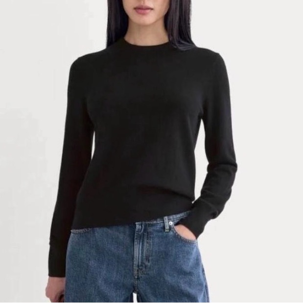 Everlane | The Classic Cashmere Crew Sweater